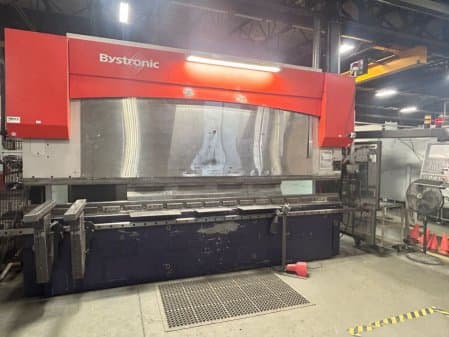 220 TON X 161" BYSTRONIC PR 200 X 4100 PRESS BRAKE W/CNC BG, MFG:2006