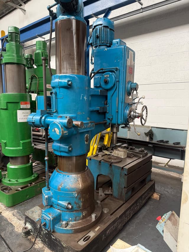 Kitchen & Walker 4’6″ E3