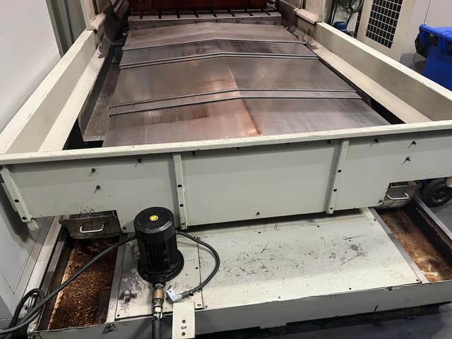 CORREA FP30/30 Gantry Mill with Heidenhain 426 CNC Control. Year 2002