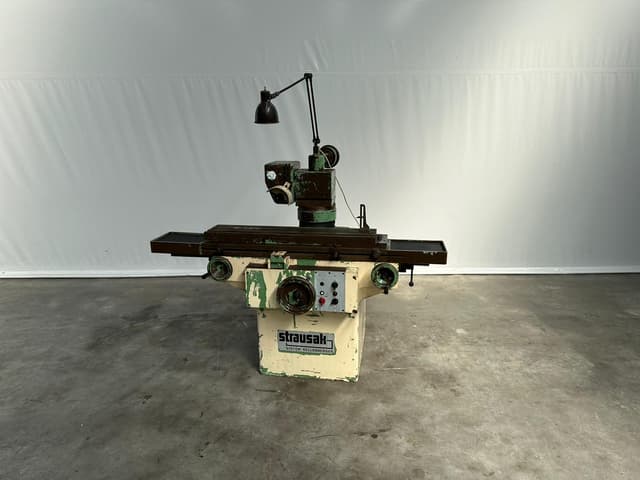 Strausak - 57 W (SL084)