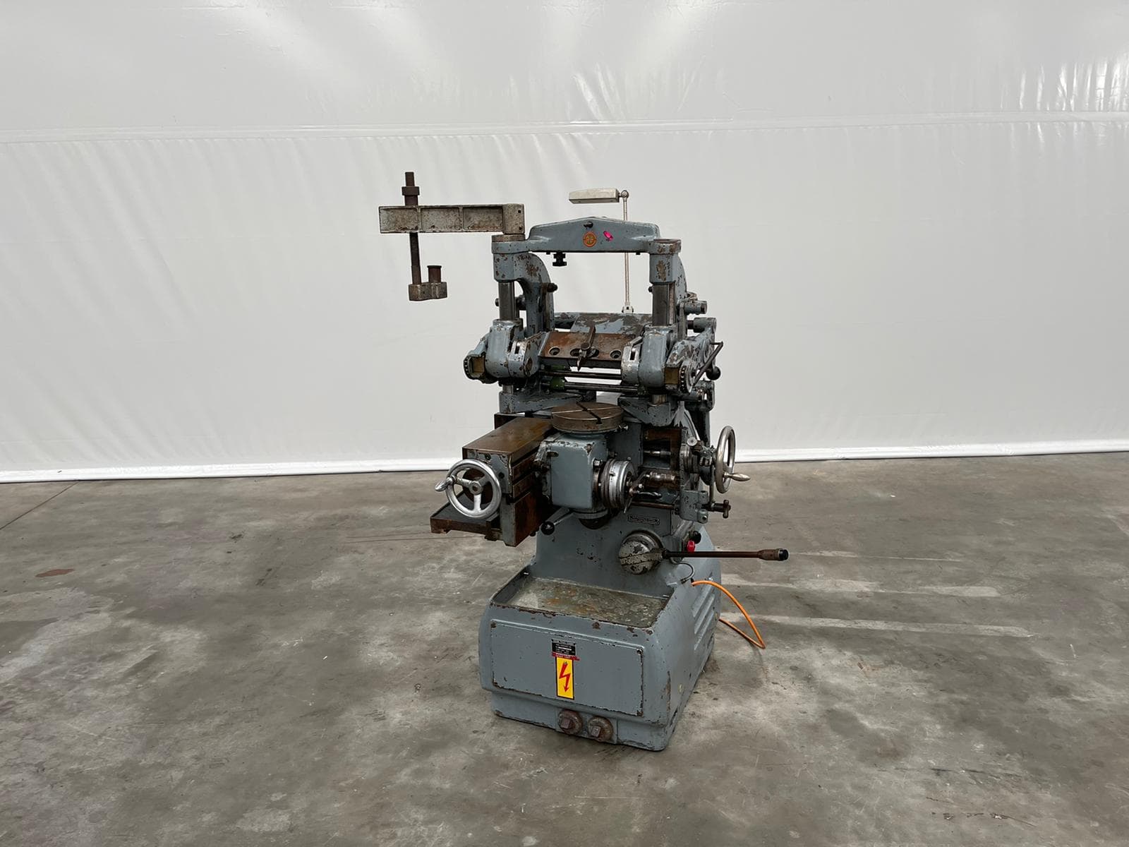 Machine image 11