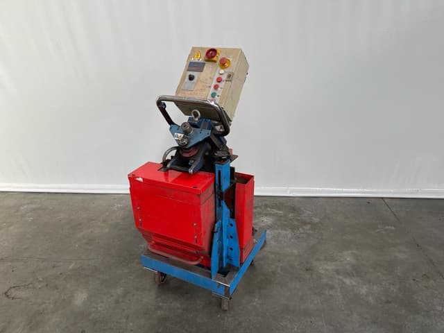 OMCA - ASO 900 (F611)