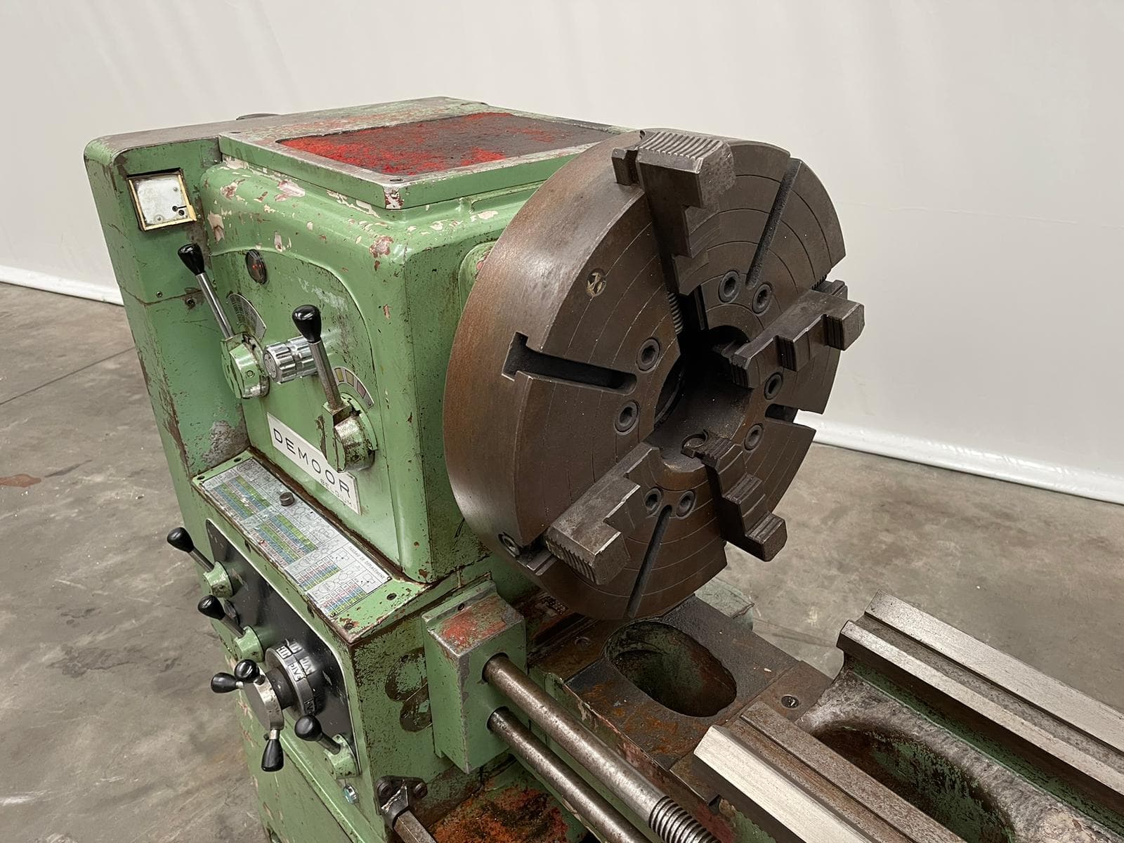 Machine image 9