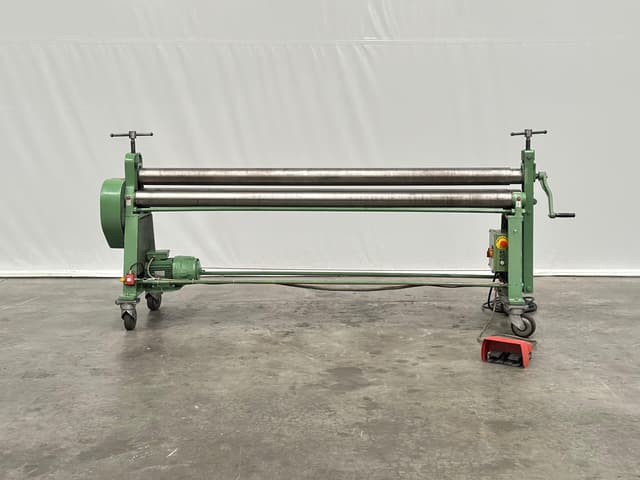 Jorg - 2.520 x 1.6 (W271X)