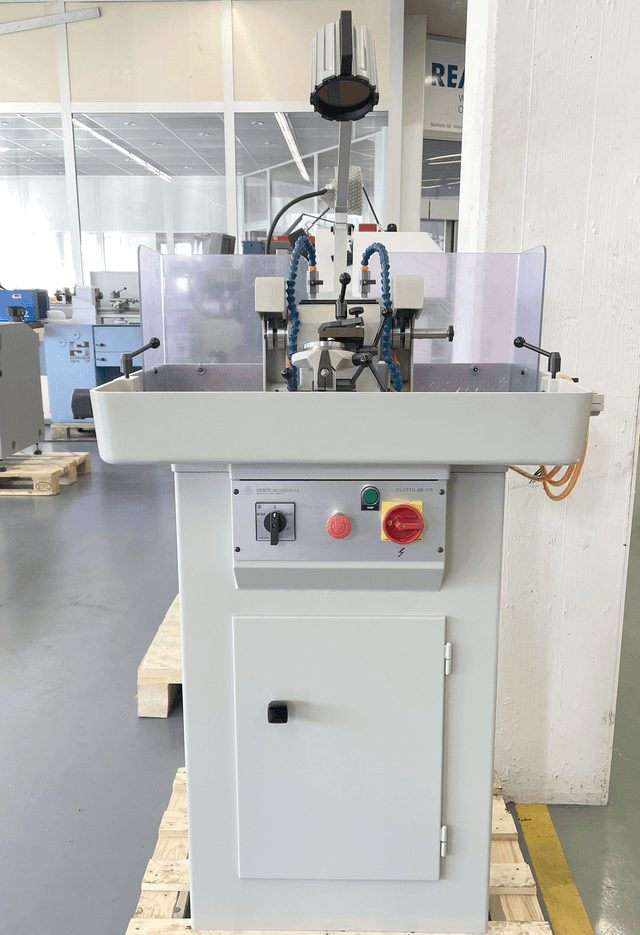 022996 - CLOTTU AB 175