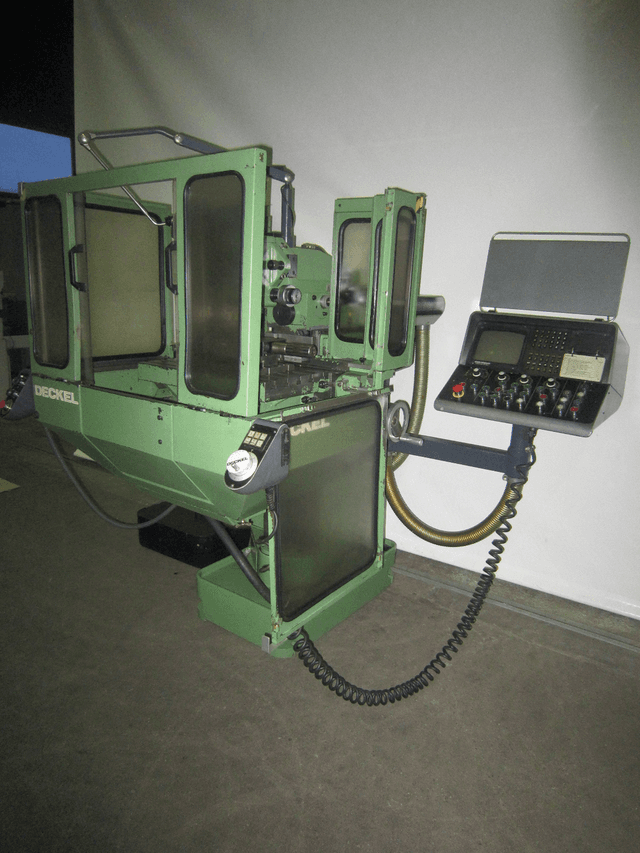 017659 - DECKEL FP 2 NC