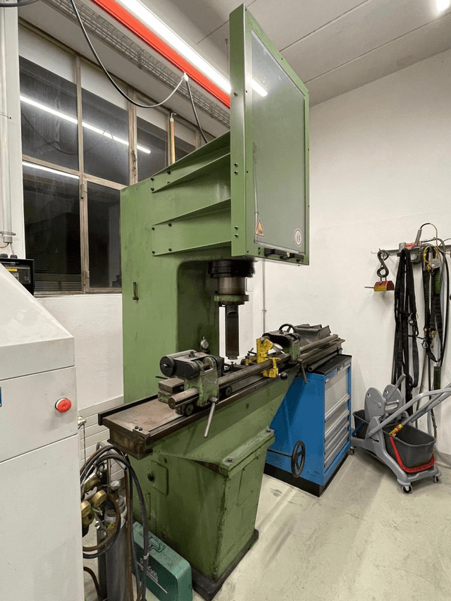 021370 - EITEL RP 40