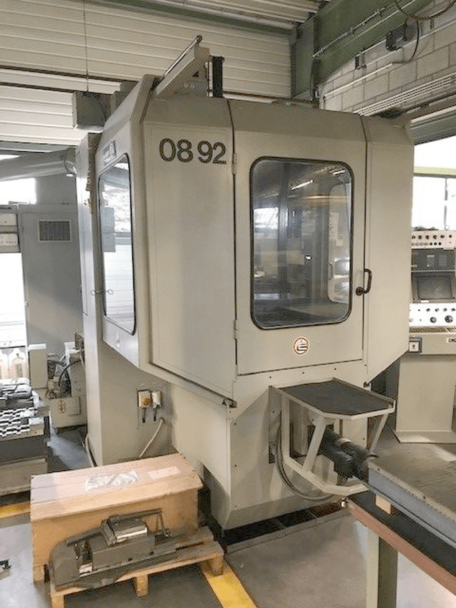 020664 - HAUSER S 40 CNC