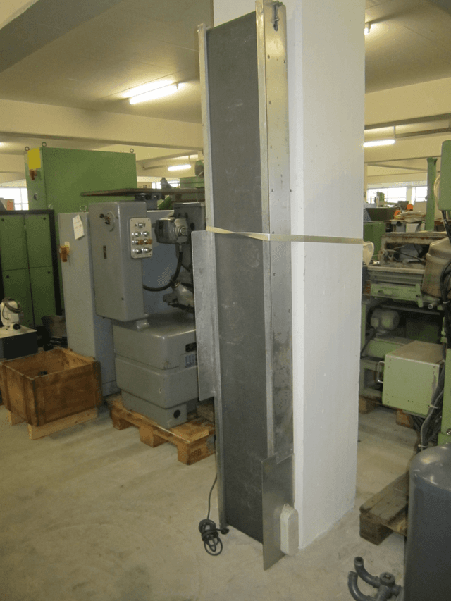 003849 - TANNER 300  /   RG 225