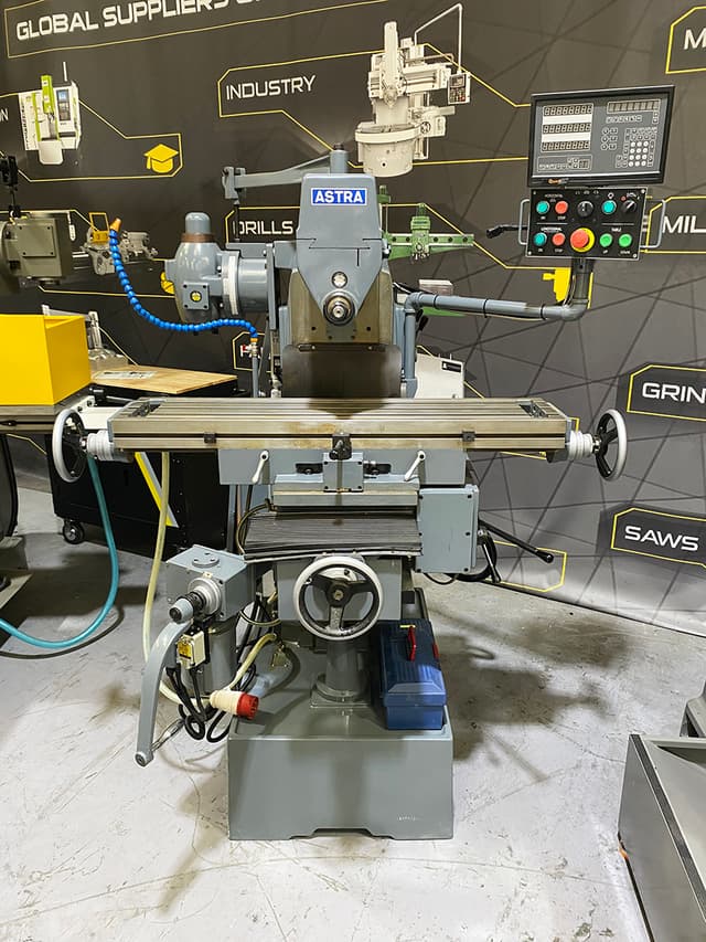 Vanguard Universal Milling Machine