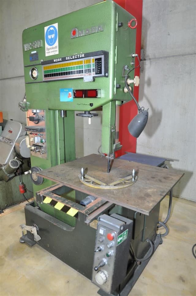 Amada VAC 500