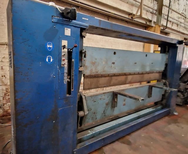 Keetona Hydroform Power Folding Machine