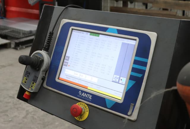 AMADA HFE M2 CNC 100 Ton x 3000mm Pressbrake with Integrated Antil Robot 