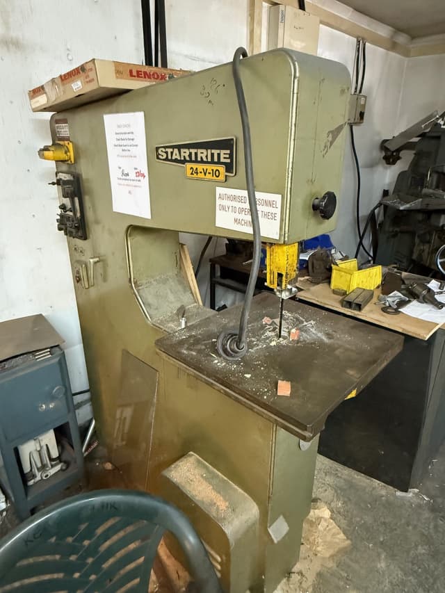 Startrite 24-V-10 Vertical Bandsaw