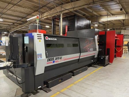 9000 WATT AMADA ENSIS 3015AJ FIBER W/AMS3015CL & AMS3015CLT TOWER,INSTALLED:2020