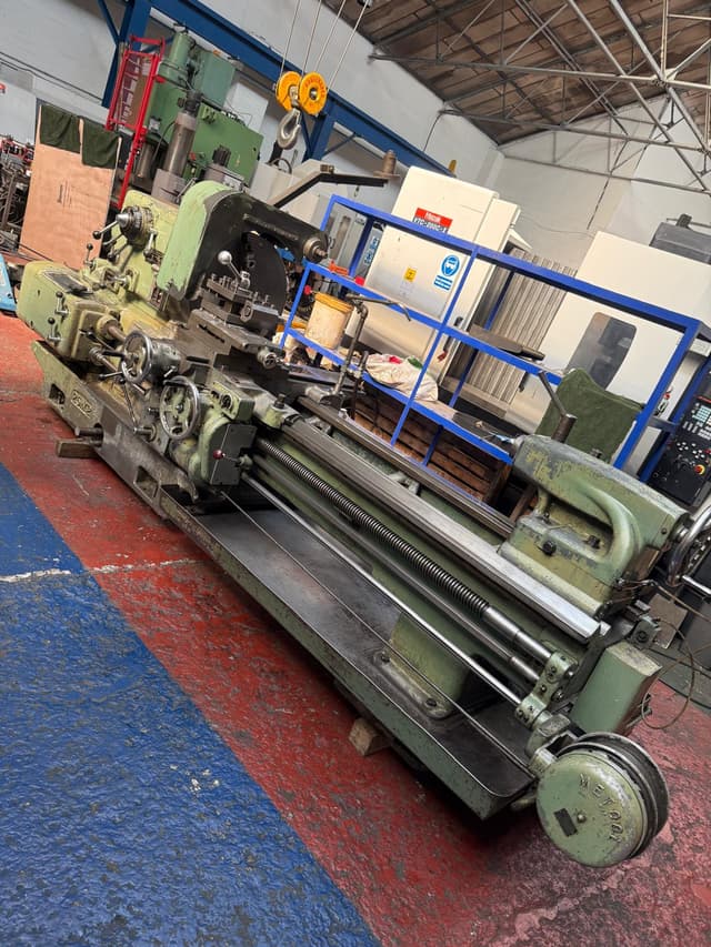 Dean Smith & Grace T25 x 72