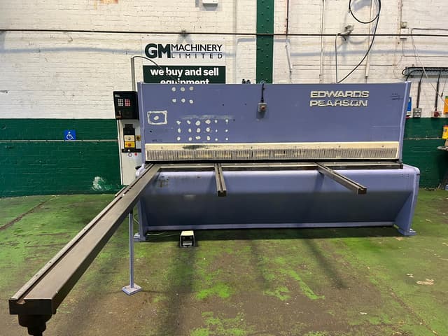 EDWARDS PEARSON Model VE10/3000 Hydraulic Guillotine with Swissax 2000 NC Backgauge.Year 1993