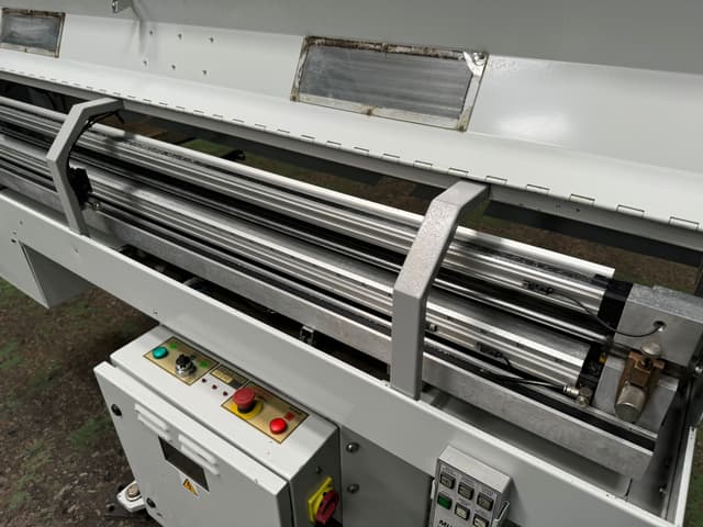 HYDRAFEED Multifeed ML1 Short Magazine Barfeed. Year 2001