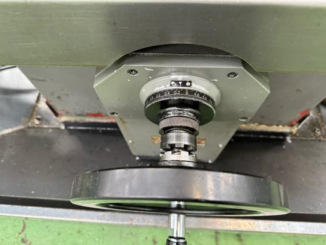 XYZ DPM5000 CNC Bedmill with ProtoTrak AGE3 Control. Year 2000