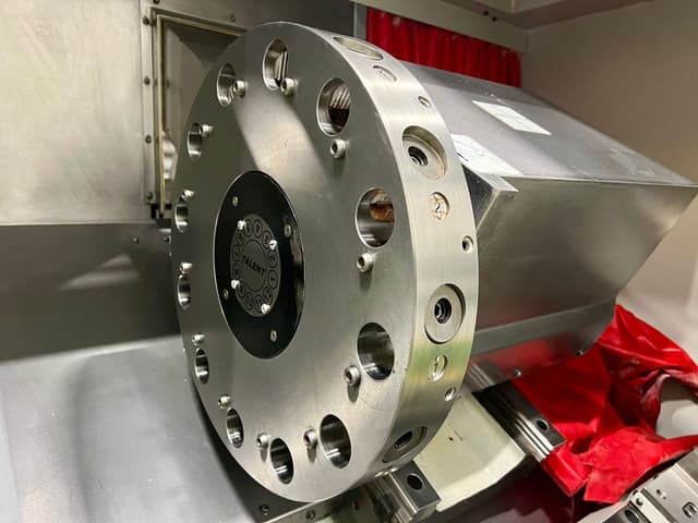 HARDINGE GS200/66 CNC Lathe with Siemens Sinumerik 810D Control. Year 2007