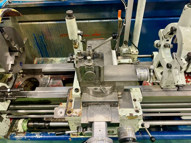 BSA FOREMOST BJ-1840D/B Gap Bed Lathe with Anilam DRO