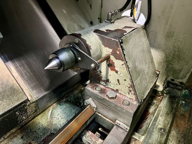 XYZ 200TC CNC Lathe with Siemens 810D CNC Control. Barfeed and Swarf Conveyor