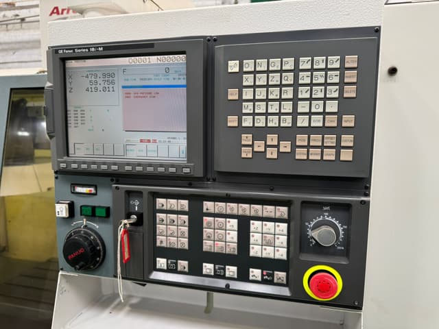 CINCINNATI Arrow 750 Series 2 Vertical Machining Centre with Fanuc 18i-M Control. Year 2004