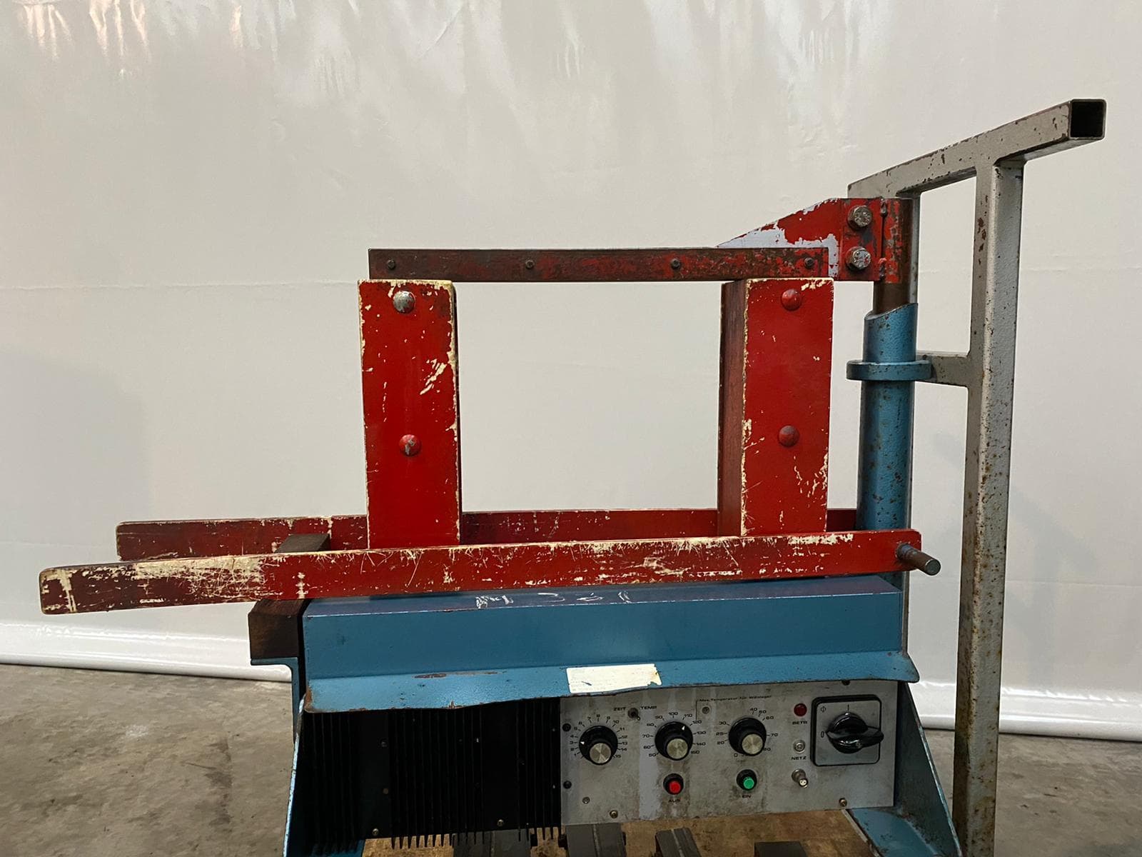 Machine image 6