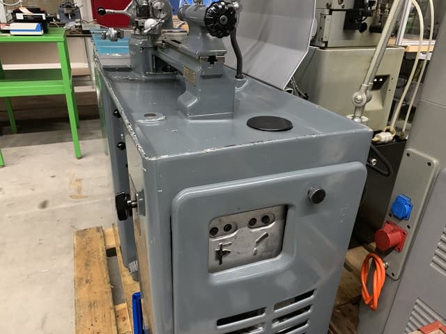 LATHE SCHAUBLIN TYPE 70 TO F-16