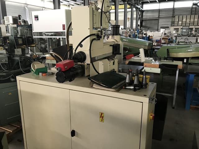 CNC MILLING MACHINE SIXIS TYPE S104-CNC