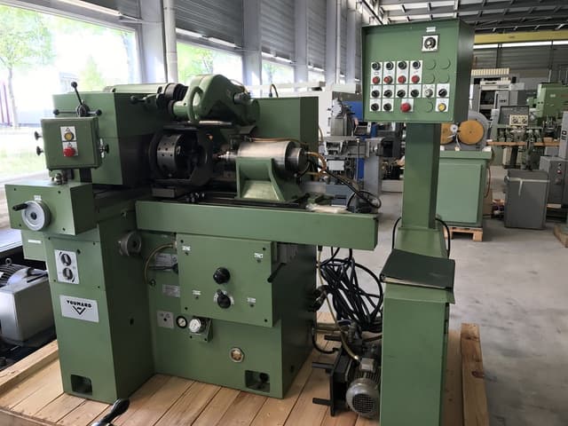 INTERNAL GRINDING MACHINE VOUMARD TYPE 3A