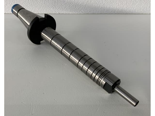 LONG MILLING CUTTER ARBOR SIXIS ISO 40 Ø22x140 - GUIDE Ø16