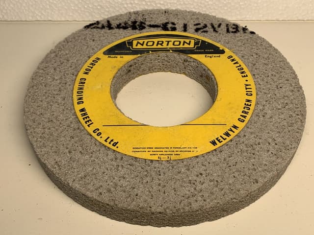 GRINDING WHEEL NORTON Ø 200X20X76