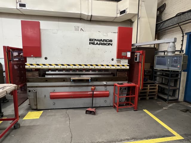 Edwards Pearson PR 6 100 Ton x 3m CNC Press Brake Year 2000