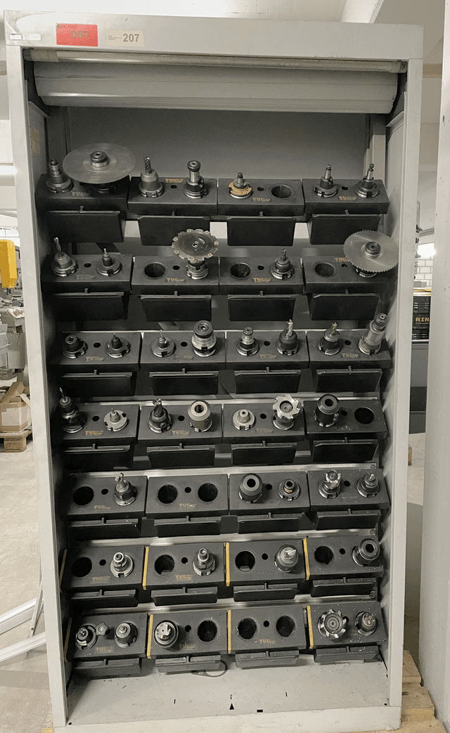 022453 - DIVERS SK 40