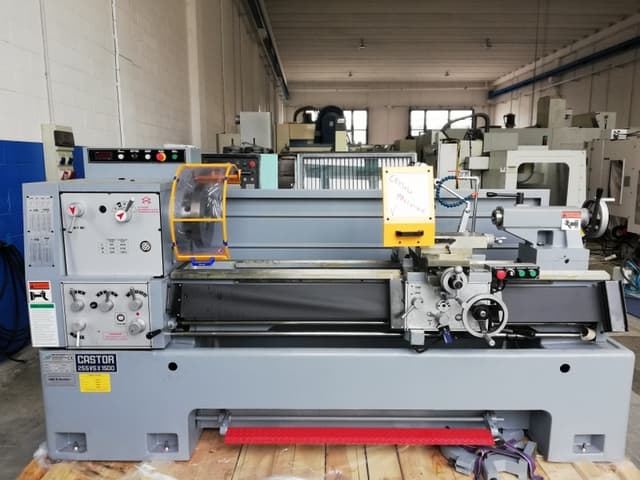 TORNIO PARALLELO CASTOR MOD.255VS