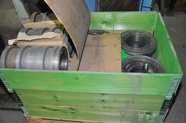 Lidkoping spindle centers for CL 630