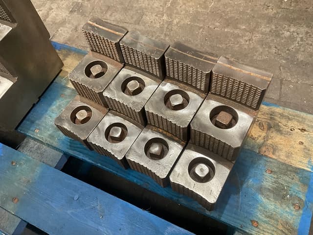 Set of 150 mm Webster & Bennett Chuck Jaws