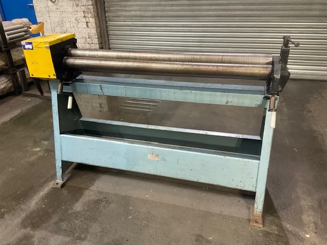 PRESS & SHEAR MANUAL ROLLS with initial pinch