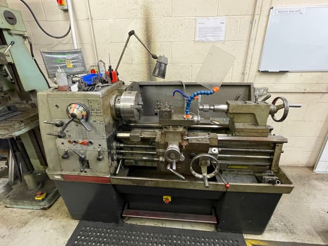 Colchester Triumph 2000 Gap Bed Centre Lathe