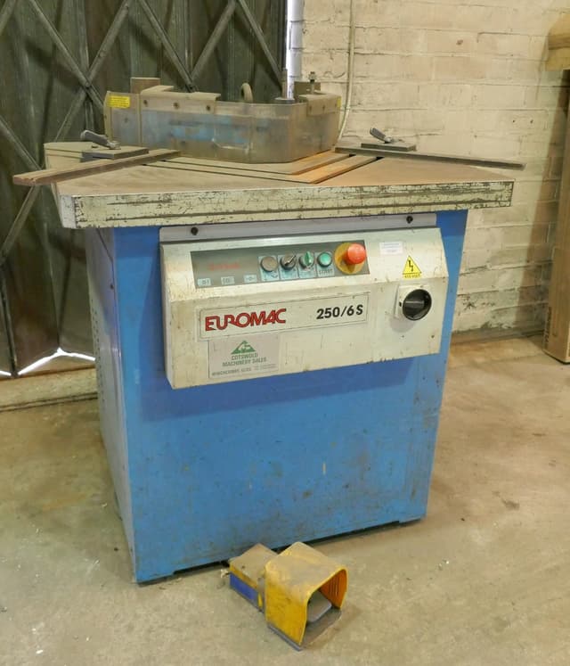 Euromac 250/6S Hydraulic Corner Notcher