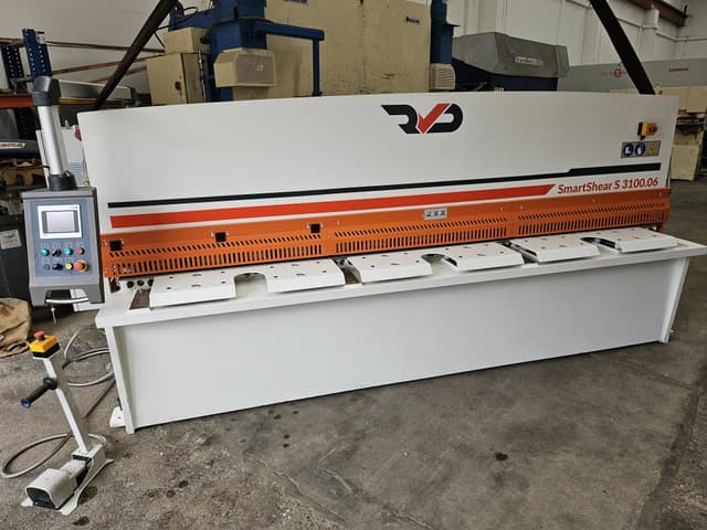 Unused RVD Smartshear S 3100.06 MS7 Hydraulic Shear
